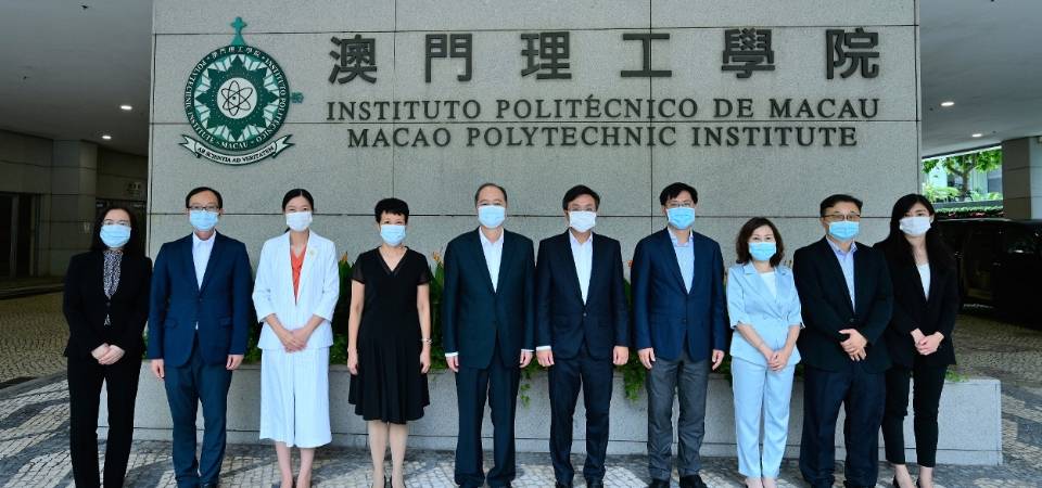中联办副主任郑新聪充分肯定澳门理工学院发展与成绩