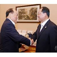 Chefe do Executivo tem encontro com o governador da província de Hunan