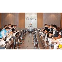 行政長官賀一誠指示必須做好民防工作 確保居民的人身及財物安全