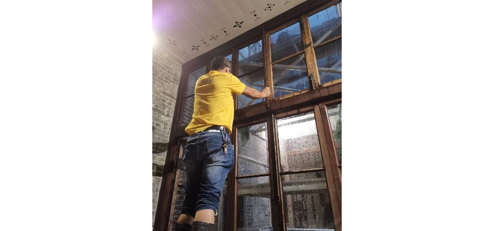 文化局颱風前後支援文物建築防災工作