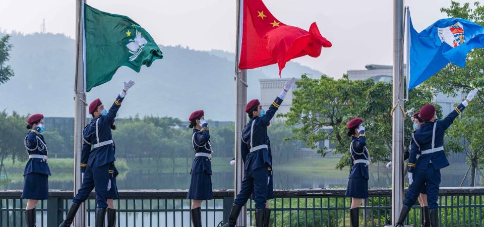 澳大举行升旗仪式贺国庆