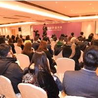 Apoio às PME no desenvolvimento do comércio electrónico, incentivando o sector na valorização e reconversão mediante a utilização de meios tecnológicos