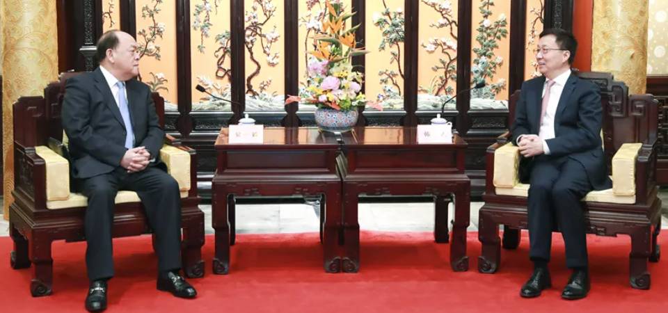 国务院副总理韩正会见澳门特区行政长官贺一诚