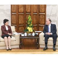 行政长官贺一诚会见浙江省政协主席葛慧君一行
