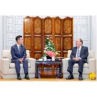 行政长官贺一诚会见纪念五四青年节系列活动 筹委会主席罗奕龙一行