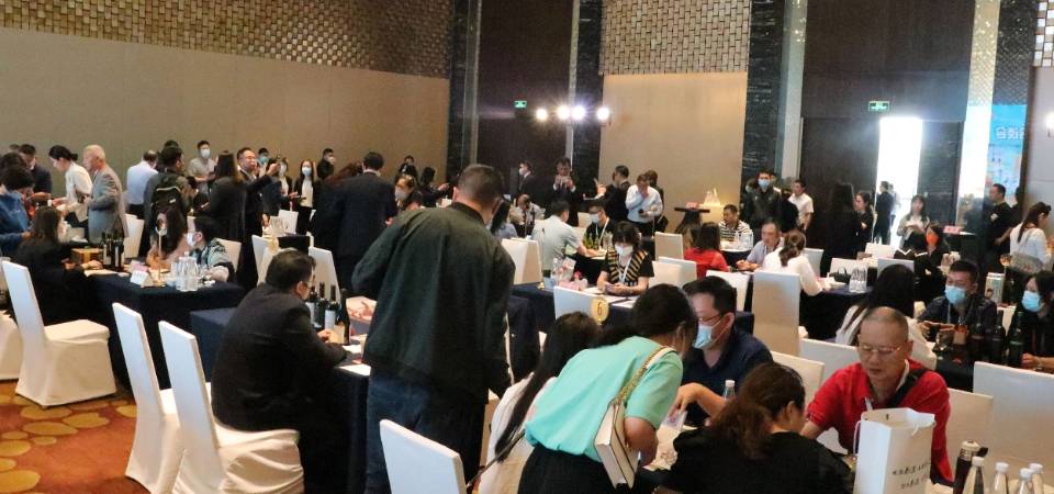 Semana de Macau em Jiangsu contou com uma plataforma de intercâmbio destinada a empresas dos dois locais para encontrarem potenciais parceiros