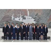 Visita a Beijing da delegação do Ministério Público chefiada pelo Procurador Ip Son Sang