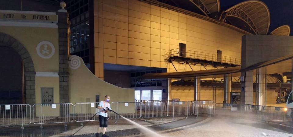 市政署加强清洁消毒公共街道及设施 呼吁市民配合防疫