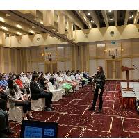 Serviços de Saúde voltam a ministrar palestras de prevenção e controlo do novo tipo de coronavírus para funcionários de hotéis designados para observação médica