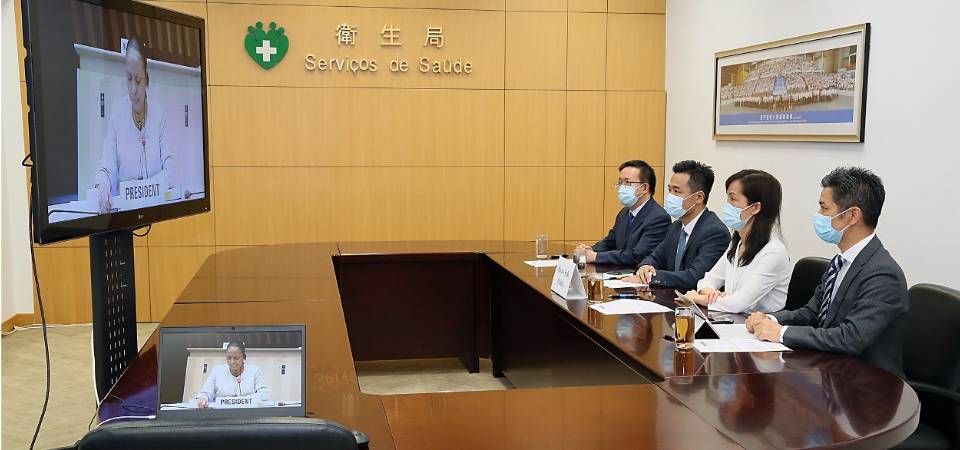 Secretária para os Assuntos Sociais e Cultura, Ao Ieong U e representantes do Governo da RAEM participam por videoconferência, em nome de membro da delegação chinesa, na cerimónia de abertura de Seventy-fourth World Health Assembly (WHA74)