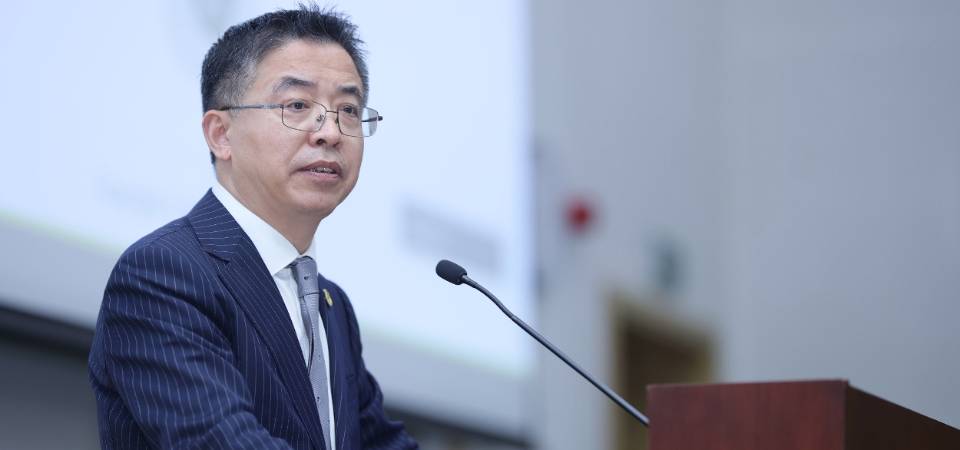 金融专家贲圣林澳大谈金融强国