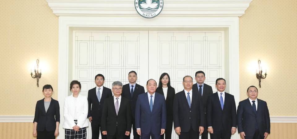 行政长官贺一诚会见中国银行副行长林景臻
