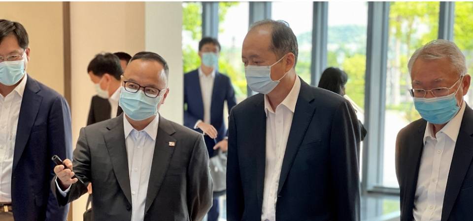 中联办副主任郑新聪高度评价澳大发展