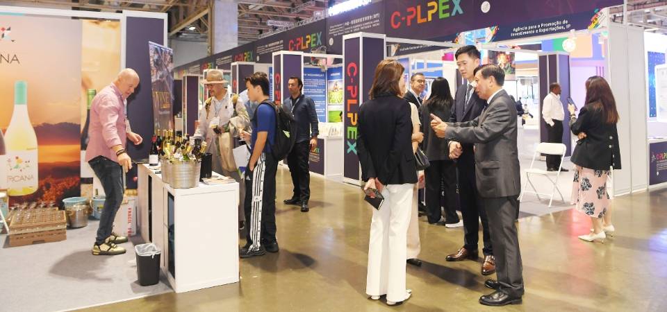 1.ª C-PLPEX发挥澳门“三个中心”定位 促中葡会展、商贸及食品合作走深走实