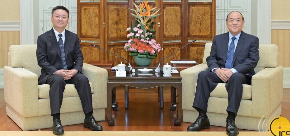行政長官賀一誠會見國務院國資委黨委委員、副主任苟坪