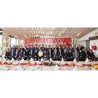 行政长官贺一诚与比利时侨领共聚