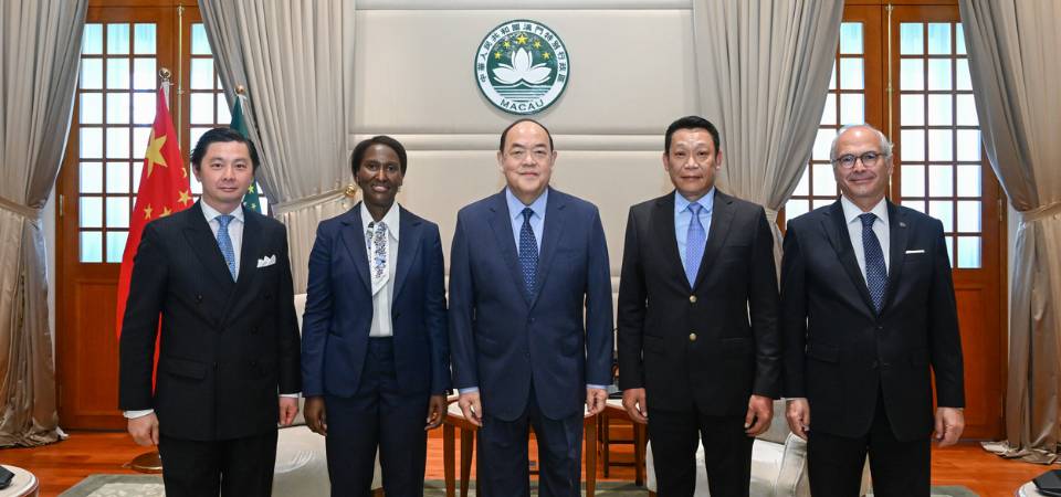 Chefe do Executivo reúne-se com a presidente da Confederação Empresarial da Comunidade dos Países de Língua Portuguesa