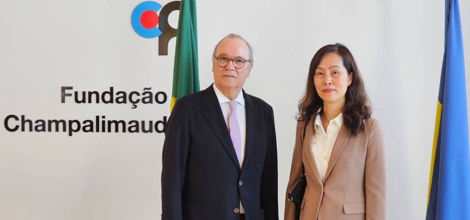 A Secretária para os Assuntos Sociais e Cultura, Ao Ieong U, liderou uma delegação em visita à instituição médica portuguesa