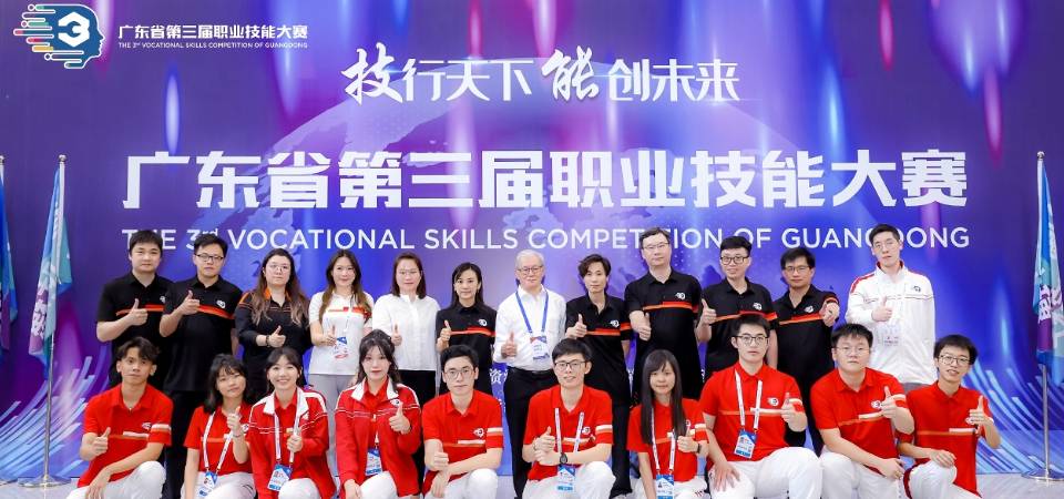 Concorrentes de Macau participaram pela primeira vez na 3ª Competição de aptidões profissionais da província de Guangdong e ganharam uma medalha de prata e uma de bronze