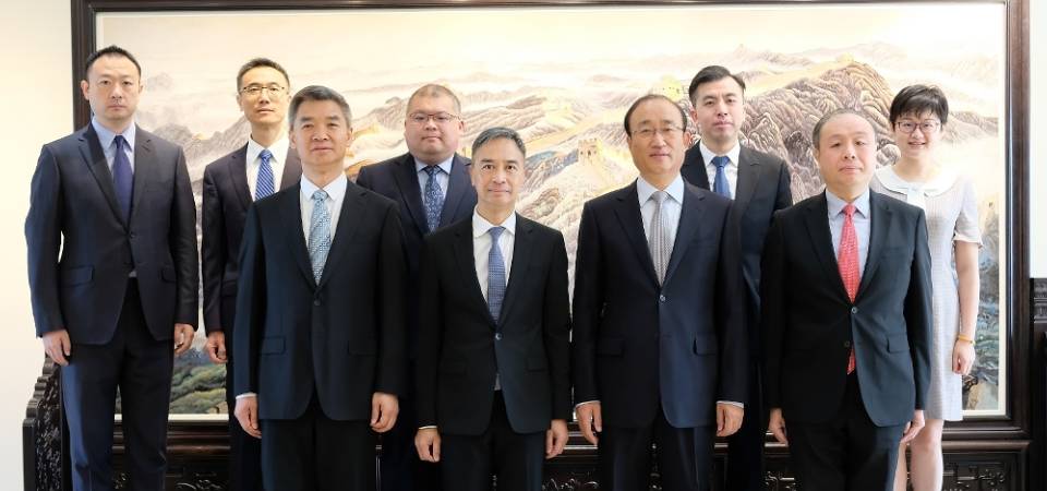 何永安审计长访问国家审计署