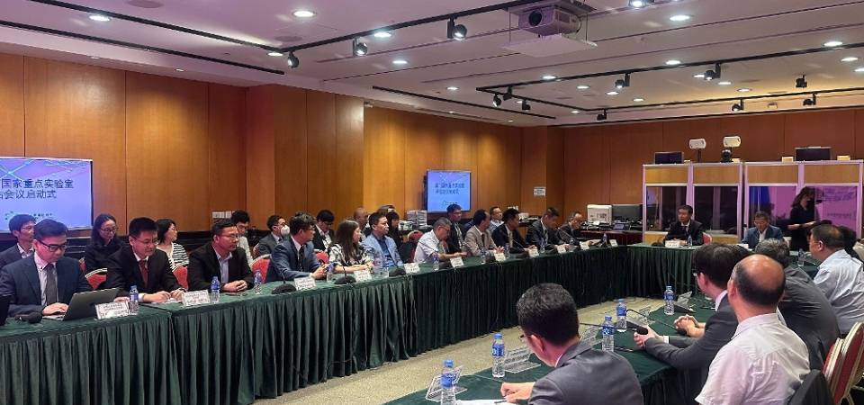 【助力经济适度多元】两所国家重点实验室通过评估增强科研基础
