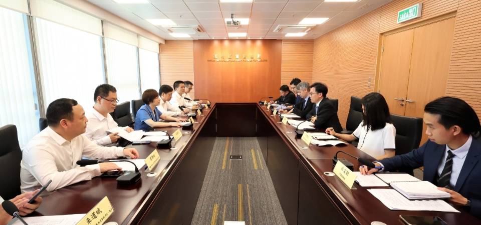 藥監局與福建省衛健委和中醫藥專家交流中醫藥發展