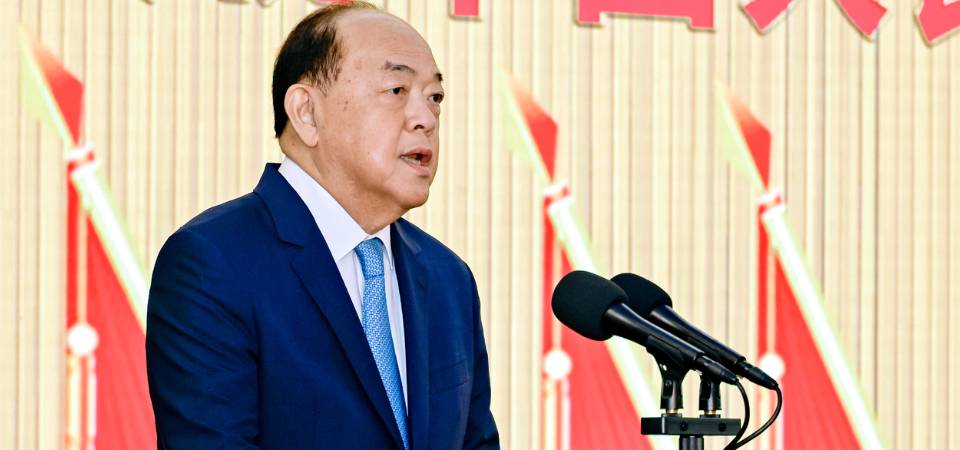 行政长官：驻澳部队是“一国两制”的建设者和捍卫者