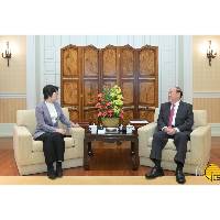 行政長官賀一誠與江蘇省政協主席張義珍會面