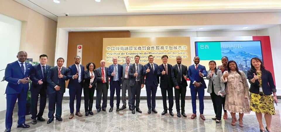 葡語國家央行官員參訪中葡綜合體 加深對澳門中葡平台的認識