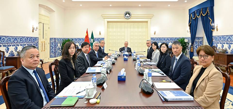 澳门特区第六届政府召开成立后首次政务会议