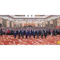 行政長官:團結社會各界 搶抓機遇 推進特區更好向前發展