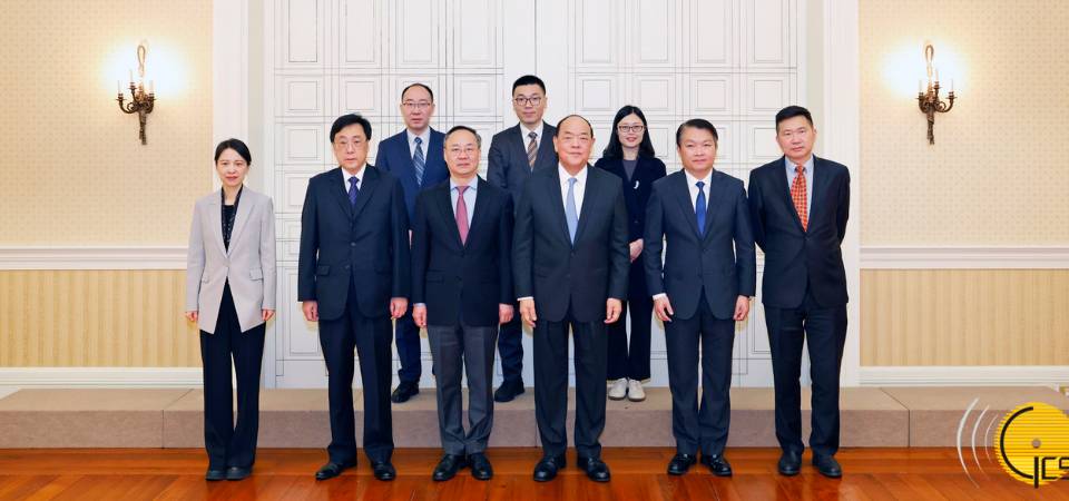 行政长官贺一诚与国家金融监督管理总局局长李云泽会面