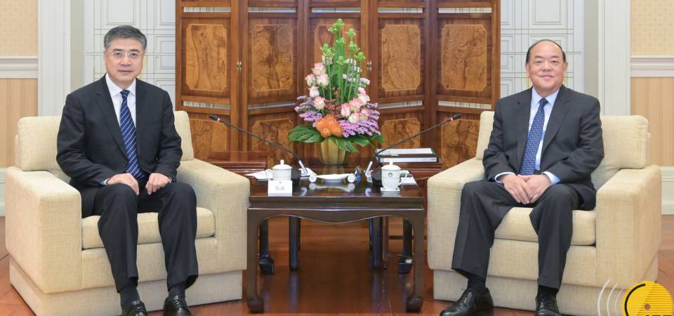 行政长官贺一诚与国家文旅部副部长张政会面