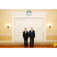 行政长官贺一诚与浙江省政协主席、党组书记廉毅敏会面