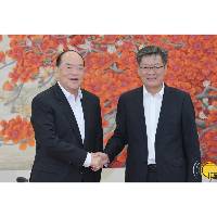行政长官贺一诚与广州市委书记郭永航会面