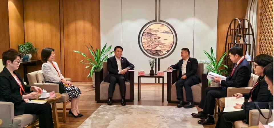 经济财政司司长李伟农出席博鳌亚洲论坛2024年年会