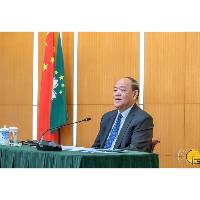 Chefe do Executivo afirma trabalhar com sectores da sociedade para o «cartão de visita dourado» de Macau brilhar ainda mais como metrópole internacional