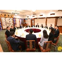 夏宝龙第五天在澳考察调研