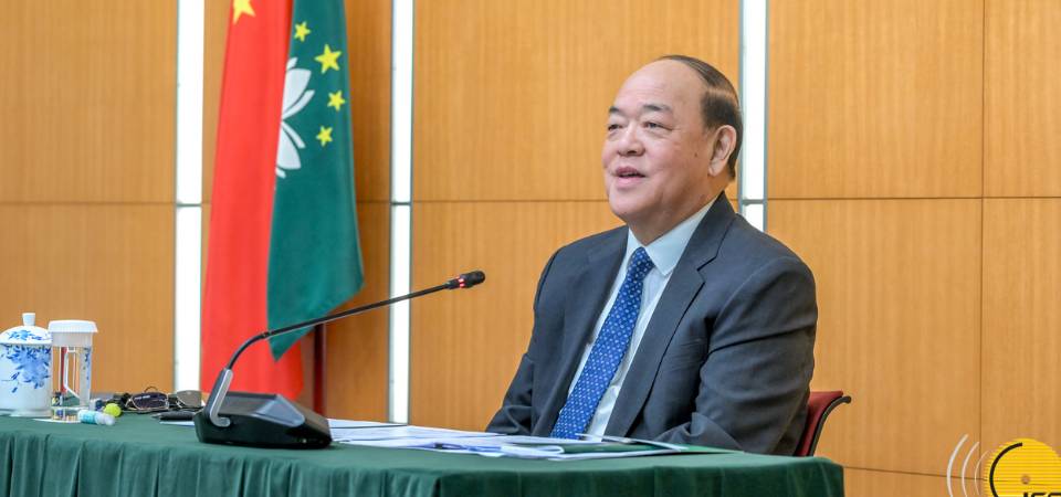 Chefe do Executivo afirma trabalhar com sectores da sociedade para o «cartão de visita dourado» de Macau brilhar ainda mais como metrópole internacional