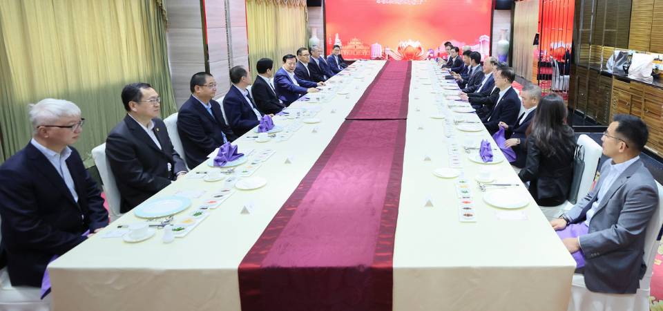 Xia Baolong conclui sexto dia de visita a Macau