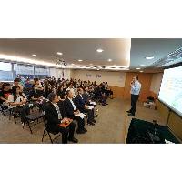 A Fundação Macau realizou um workshop sobre o Plano de apoio financeiro “Amor por Macau e Hengqin” para ajudar associações no planeamento de actividades