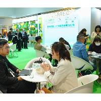 [Sinergia Industrial Macau–Hengqin] Maior sinergia e desenvolvimento mais integrado entre as actividades de convenções e exposições económicas e comerciais de Macau e Hengqin