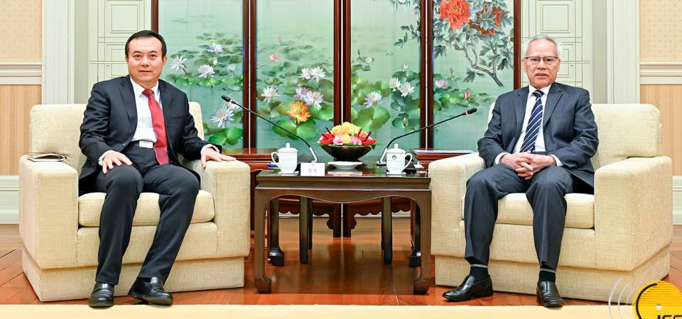 行政長官岑浩輝會見珠海市委書記、廣東省委橫琴工委書記陳勇