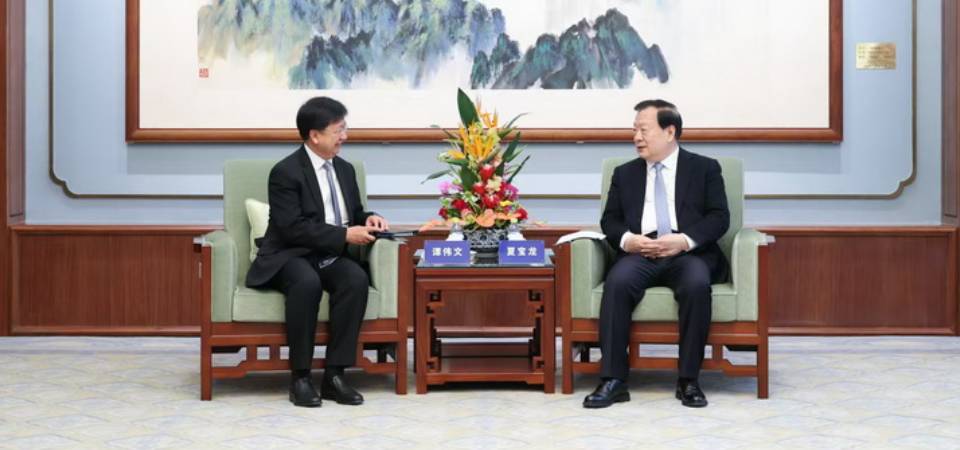 夏寶龍會見運輸工務司司長譚偉文一行 促著力推動融入國家發展大局