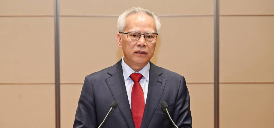 岑浩辉：强化行政立法良性互动　共同推进澳门向前发展