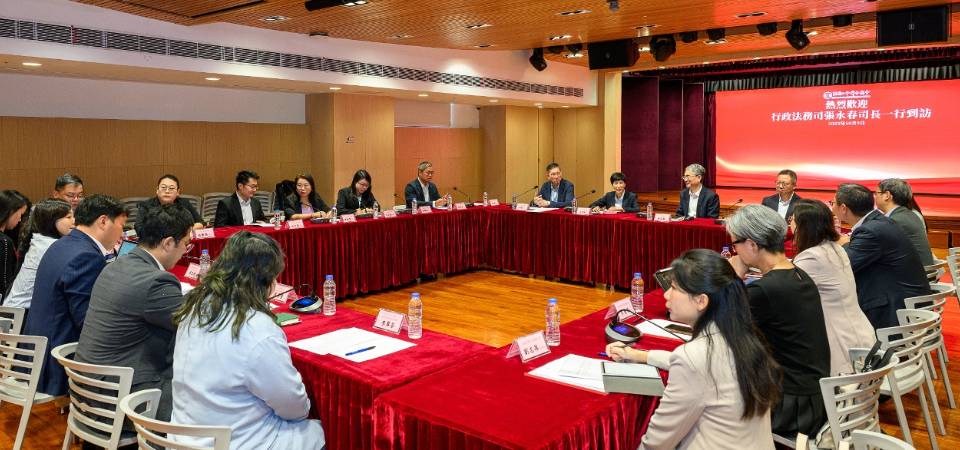 張永春率行政法務範疇官員拜訪多個社團聽取意見