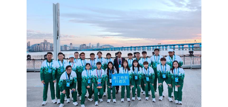 Delegação desportiva de Macau à cerimónia de encerramento da 15.ª edição dos Jogos Nacionais