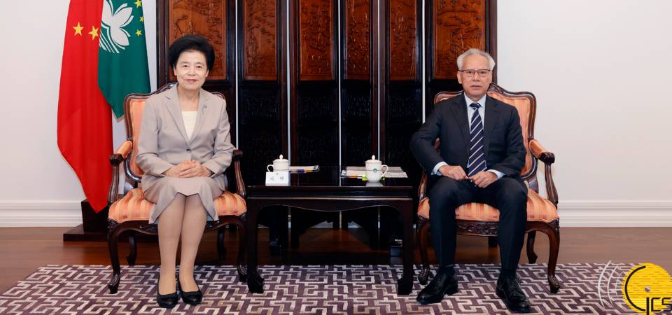 行政长官岑浩辉与全国政协副主席咸辉会面