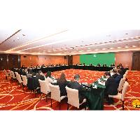 行政长官岑浩辉就制定本年度施政报告听取澳区全国政协委员意见