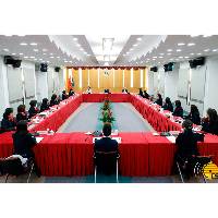 行政長官岑浩輝就制定本年度施政報告聽取婦聯意見